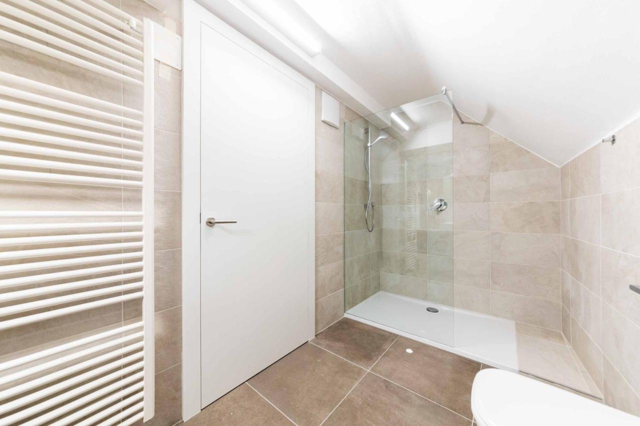 Stay Cooper L Guesthouse Zum Loewen Μεράνο Εξωτερικό φωτογραφία