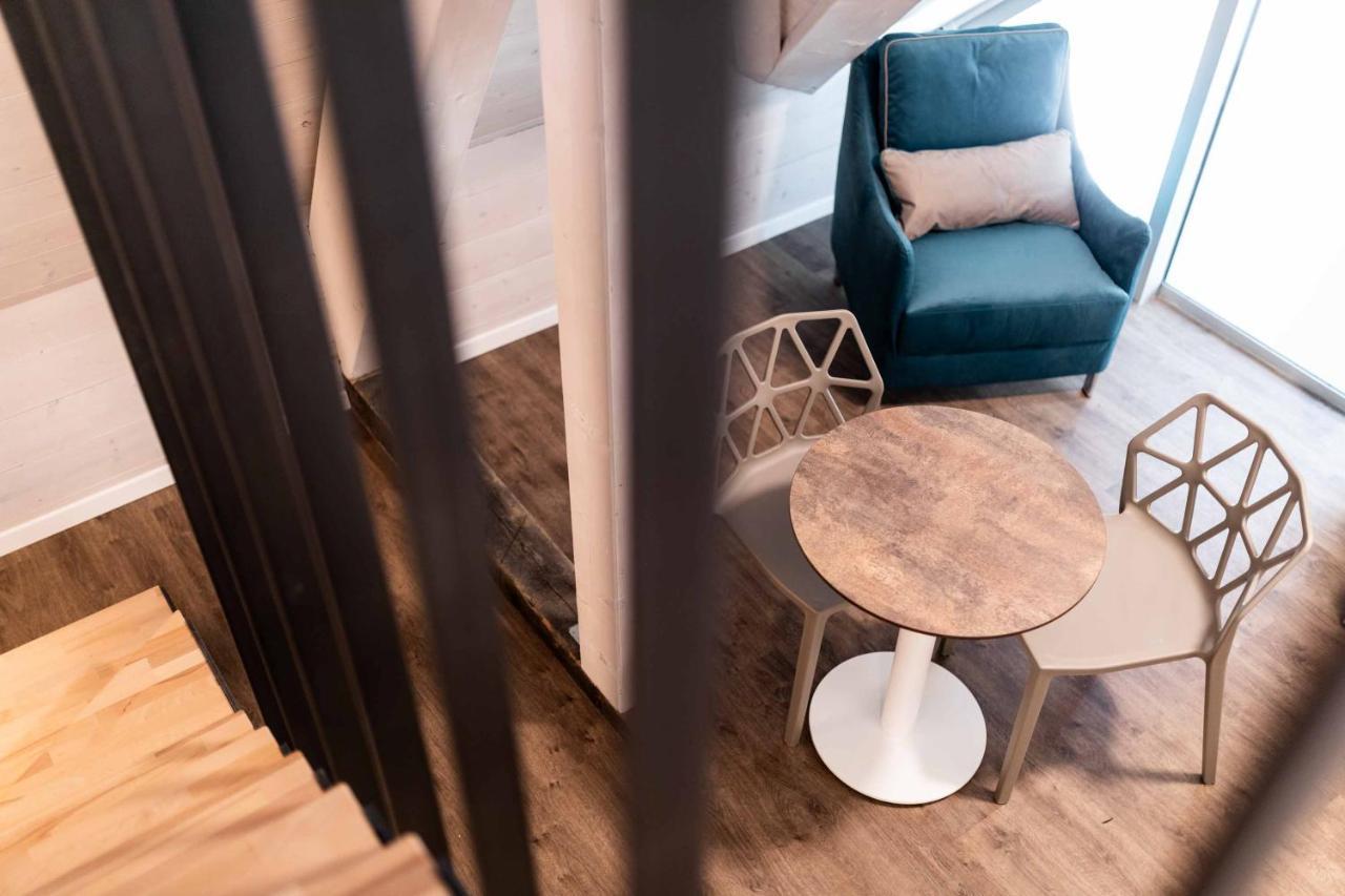 Stay Cooper L Guesthouse Zum Loewen Μεράνο Εξωτερικό φωτογραφία