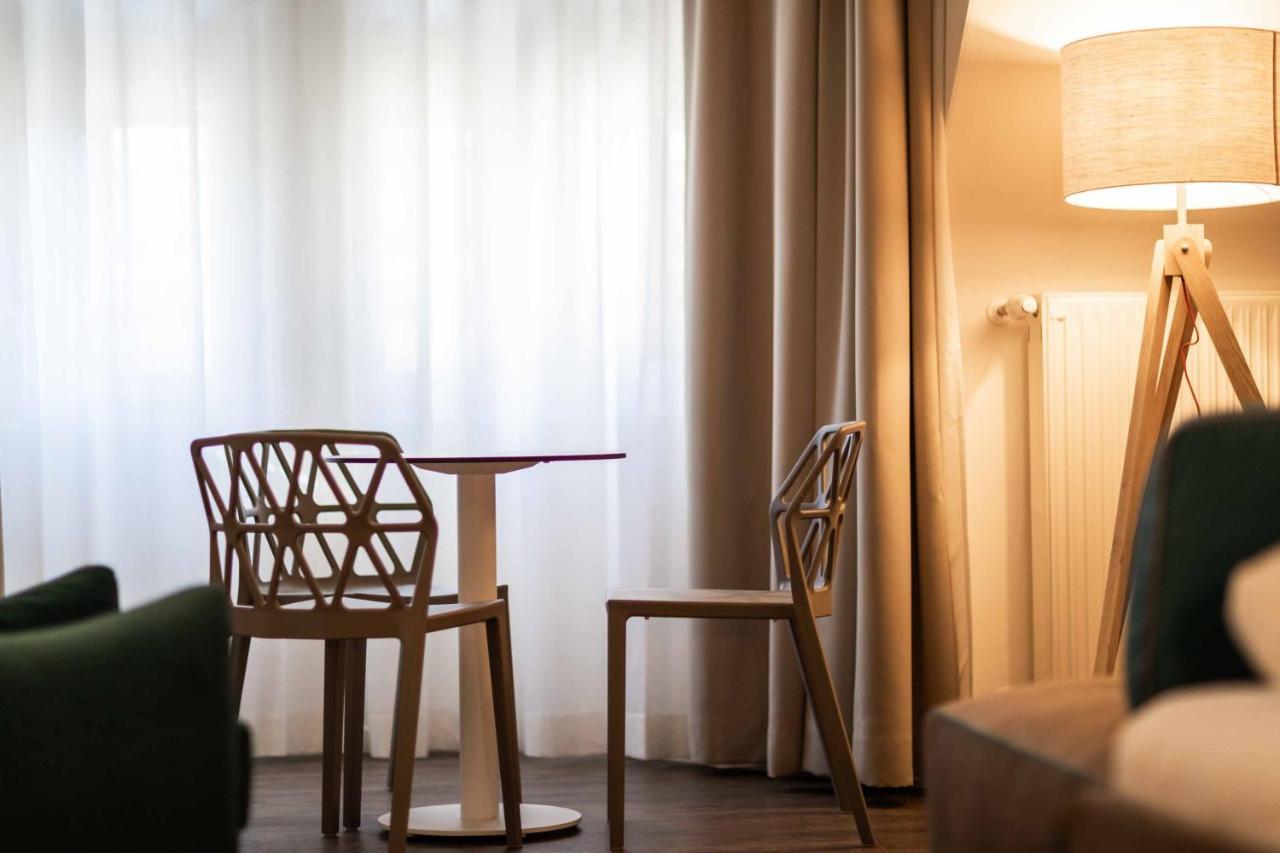 Stay Cooper L Guesthouse Zum Loewen Μεράνο Εξωτερικό φωτογραφία