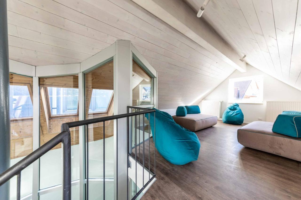 Stay Cooper L Guesthouse Zum Loewen Μεράνο Εξωτερικό φωτογραφία