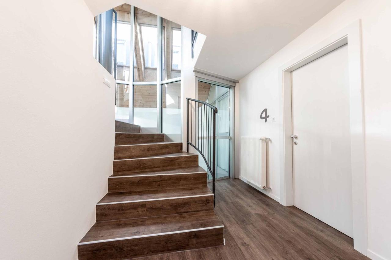 Stay Cooper L Guesthouse Zum Loewen Μεράνο Εξωτερικό φωτογραφία